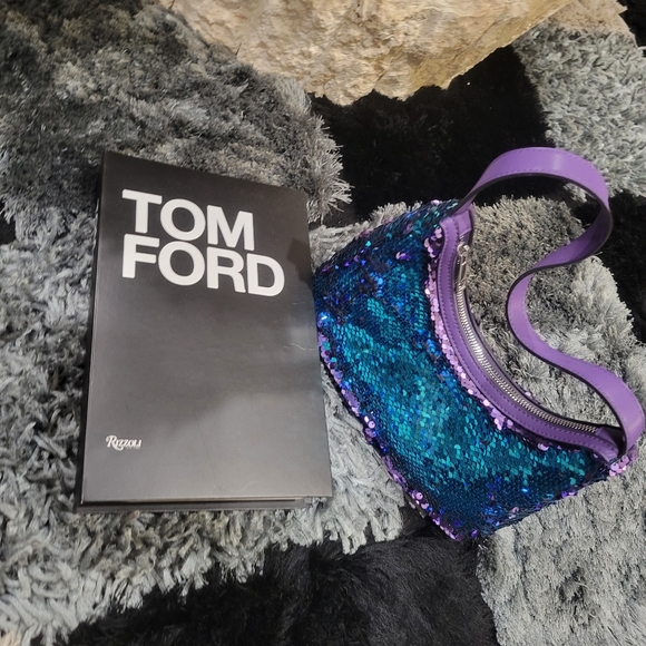 Beautiful sequins shoulder bag😍 - Picture 4 of 9